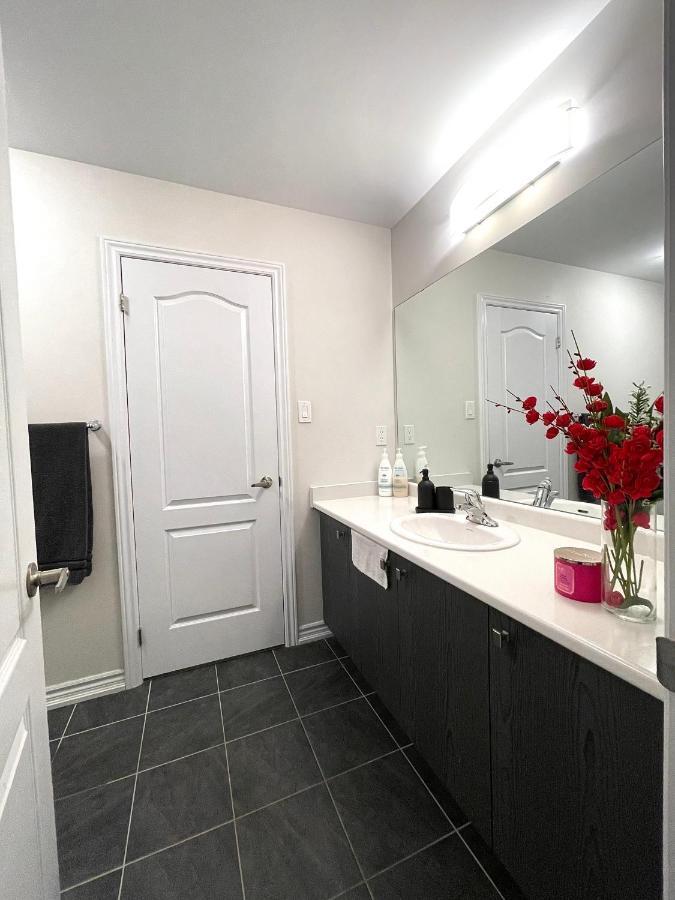 Niagara Falls Bnb 15 Mins Away From Falls Thorold Eksteriør billede