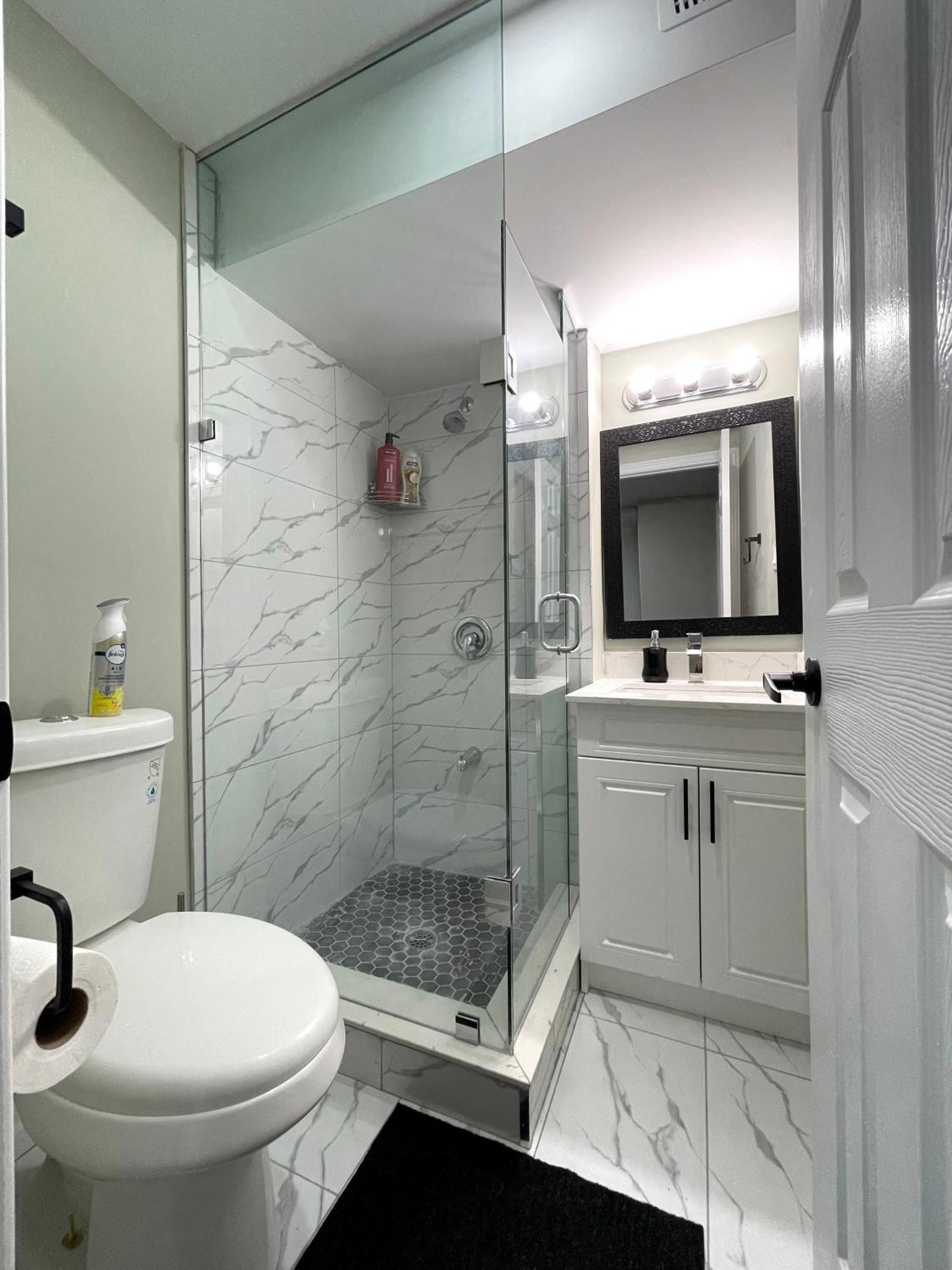 Niagara Falls Bnb 15 Mins Away From Falls Thorold Eksteriør billede